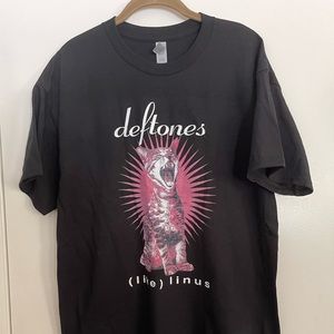 NWOT Deftones Like Linus T-Shirt Size Large
